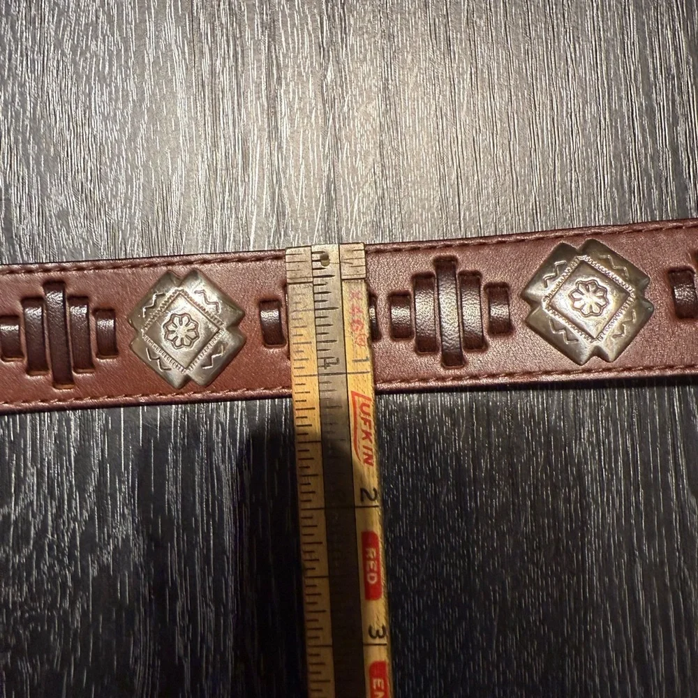 Vintage Fossil Brown Leather Southwest Silver Concho Cowgirl Boho Belt Sz M 33”